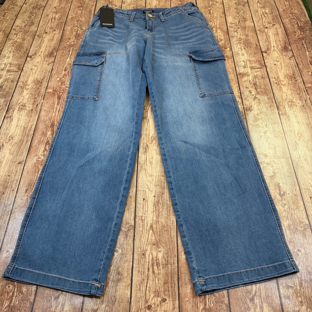 True Religion Denim Cargo SN Straight Jeans Mens 28 Blue Medium Tide Wash NWT